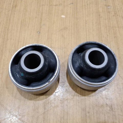 FORD SEAT VW SILENTBLOCK TULEJA WAHACZA LEMFORDER 17683 01 FORD SEAT VW SILENTBLOCK TULEJA WAHACZA LEMFORDER 17683 01