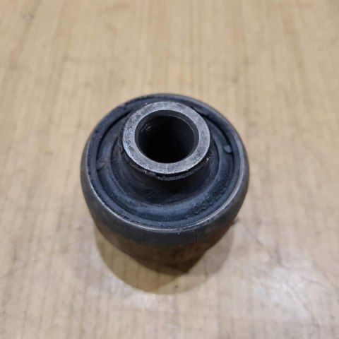 OPEL OMEGA B SILENTBLOCK TULEJA WAHACZA LEMFORDER 22116 01 OPEL OMEGA B SILENTBLOCK TULEJA WAHACZA LEMFORDER 22116 01