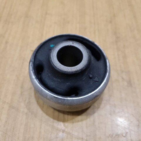SEAT VOLKSWAGEN SILENTBLOCK TULEJA WAHACZA LEMFORDER 10205 02 SEAT VOLKSWAGEN SILENTBLOCK TULEJA WAHACZA LEMFORDER 10205 02