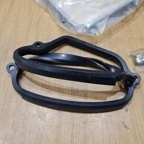 AUDI A4 B5 A6 C5 VW GOLF IV PASSAT B5 FILTR HYDRAULICZNY SKRZYNI V10-0385 AUDI A4 B5 A6 C5 VW GOLF IV PASSAT B5 FILTR HYDRAULICZNY SKRZYNI V10-0385