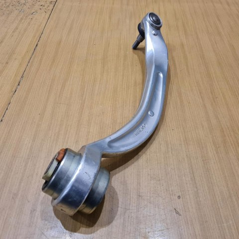 AUDI A4 B6 A6 C5 WAHACZ PRAWY TYŁ TYLNY DOLNY 4D0407694N AUDI A4 B6 A6 C5 WAHACZ PRAWY TYŁ TYLNY DOLNY 4D0407694N