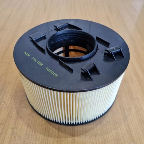 BMW SERIA 3 E46 1.6 1.8 FILTR POWIETRZA B2B037PR BMW SERIA 3 E46 1.6 1.8 FILTR POWIETRZA B2B037PR