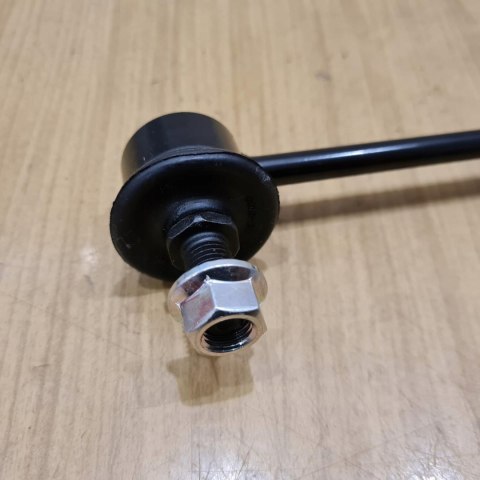 DAEWOO NUBIRA REZZO ŁĄCZNIK DRĄŻEK STABILIZATORA DAEWOO NUBIRA REZZO ŁĄCZNIK DRĄŻEK STABILIZATORA