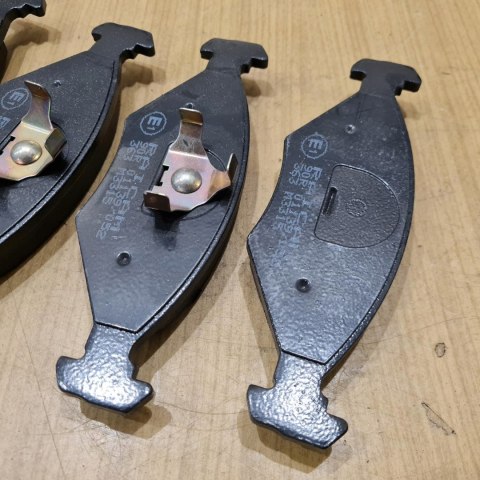 FIAT PALIO FIORINO KLOCKI HAMULCOWE PRZÓD KOMPLET FIAT PALIO FIORINO KLOCKI HAMULCOWE PRZÓD KOMPLET