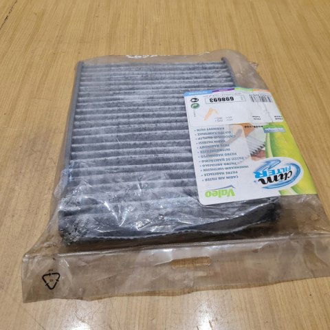 FORD FIESTA V FUSION FILTR KABINOWY 698693 VALEO FORD FIESTA V FUSION FILTR KABINOWY 698693 VALEO
