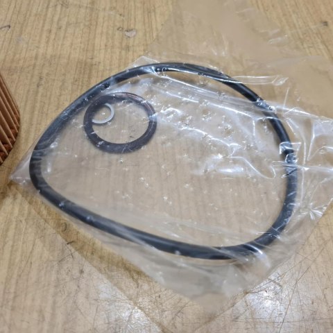 MERCEDES T2 FILTR OLEJU BOSCH 1 457 429 647 MERCEDES T2 FILTR OLEJU BOSCH 1 457 429 647