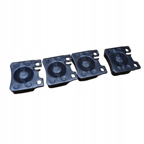 MERCEDES W124 W201 W202 R129 KLOCKI HAMULCOWE TYŁ KOMPLET BRECK MERCEDES W124 W201 W202 R129 KLOCKI HAMULCOWE TYŁ KOMPLET BRECK