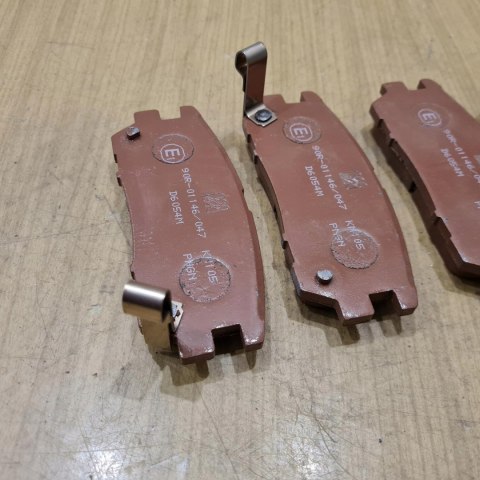 MITSUBISHI LANCER 92-96 SHOGUN PAJERO 91-94 KLOCKI HAMULCOWE KOMPLET MITSUBISHI LANCER 92-96 SHOGUN PAJERO 91-94 KLOCKI HAMULCOWE KOMPLET