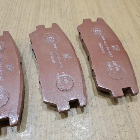 MITSUBISHI LANCER 92-96 SHOGUN PAJERO 91-94 KLOCKI HAMULCOWE KOMPLET MITSUBISHI LANCER 92-96 SHOGUN PAJERO 91-94 KLOCKI HAMULCOWE KOMPLET