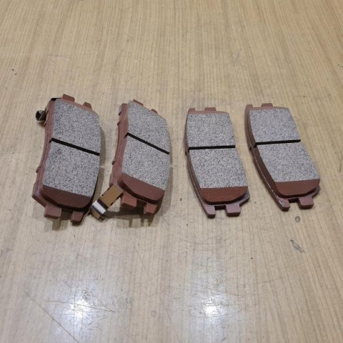 MITSUBISHI LANCER 92-96 SHOGUN PAJERO 91-94 KLOCKI HAMULCOWE KOMPLET MITSUBISHI LANCER 92-96 SHOGUN PAJERO 91-94 KLOCKI HAMULCOWE KOMPLET