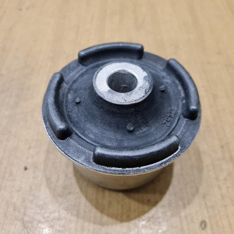 OPEL VECTRA B TULEJA SILENTBLOCK BELKI ZAWIESZENIA OPEL VECTRA B TULEJA SILENTBLOCK BELKI ZAWIESZENIA