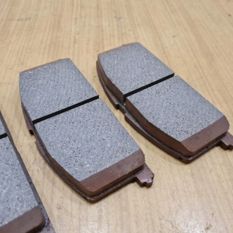 TOYOTA COROLLA CARINA CAMRY CELICA KLOCKI HAMULCOWE KOMPLET TOYOTA COROLLA CARINA CAMRY CELICA KLOCKI HAMULCOWE KOMPLET