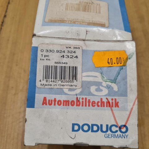 VOLKSWAGEN GOLF II III POLO 1.6 KOPUŁKA APARATU ZAPŁONOWEGO VOLKSWAGEN GOLF II III POLO 1.6 KOPUŁKA APARATU ZAPŁONOWEGO
