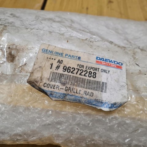 DAEWOO NUBIRA ATRAPA GRILL NOWA ! DAEWOO NUBIRA ATRAPA GRILL NOWA !