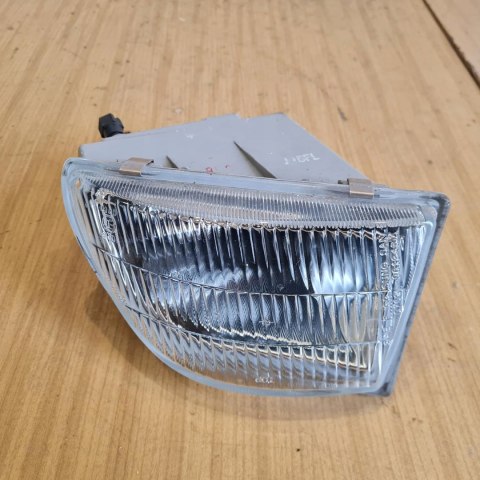 DAEWOO NUBIRA LAMPA PRZECIWMGŁOWA HALOGEN LEWY NOWY ! DAEWOO NUBIRA LAMPA PRZECIWMGŁOWA HALOGEN LEWY NOWY !