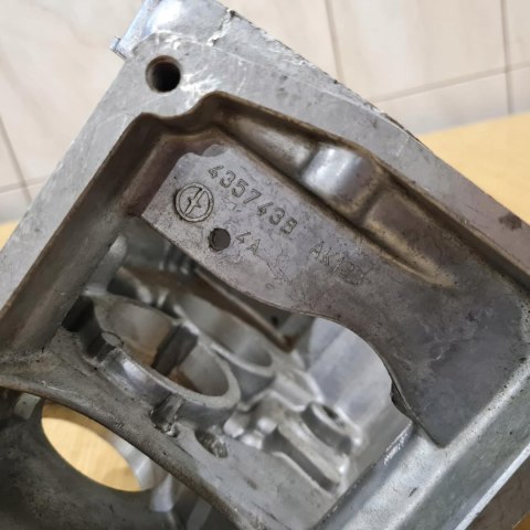 FIAT 125P FSO POLONEZ OBUDOWA SKRZYNI BIEGÓW KORPUS NOWA ! FIAT 125P FSO POLONEZ OBUDOWA SKRZYNI BIEGÓW KORPUS NOWA !