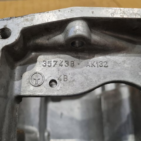 FIAT 125P FSO POLONEZ OBUDOWA SKRZYNI BIEGÓW KORPUS NOWA ! FIAT 125P FSO POLONEZ OBUDOWA SKRZYNI BIEGÓW KORPUS NOWA !