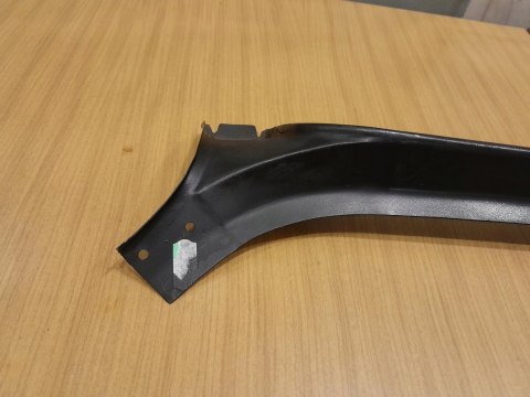 FIAT 126P MALUCH SŁUPEK WEWNĘTRZNY DACHU NOWY ! FIAT 126P MALUCH SŁUPEK WEWNĘTRZNY DACHU NOWY !