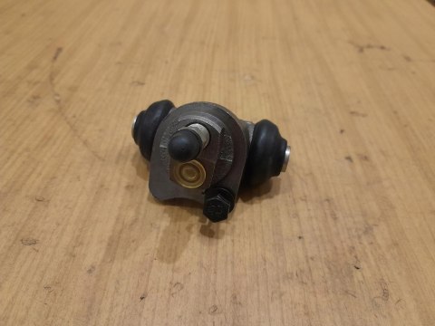 DAEWOO TICO CYLINDEREK HAMULCOWY TYŁ TYLNY DAEWOO TICO CYLINDEREK HAMULCOWY TYŁ TYLNY