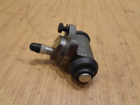 DAEWOO TICO CYLINDEREK HAMULCOWY TYŁ TYLNY DAEWOO TICO CYLINDEREK HAMULCOWY TYŁ TYLNY