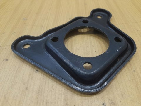 FIAT 125P PANEL TARCZA KOTWICZNA OSŁONA PRAWA FIAT 125P PANEL TARCZA KOTWICZNA OSŁONA PRAWA