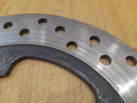 HONDA VTR 1000 TARCZA HAMULCOWA TYŁ TYLNA HONDA VTR 1000 TARCZA HAMULCOWA TYŁ TYLNA