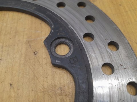 HONDA VTR 1000 TARCZA HAMULCOWA TYŁ TYLNA HONDA VTR 1000 TARCZA HAMULCOWA TYŁ TYLNA