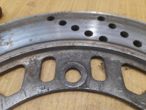 KAWASAKI GPZ 1000 TARCZA HAMULCOWA TYŁ TYLNA KAWASAKI GPZ 1000 TARCZA HAMULCOWA TYŁ TYLNA