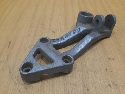 KAWASAKI ZZR 1100 SET PODNÓZEK PRAWY TYŁ TYLNY