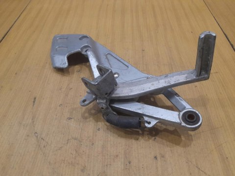 SUZUKI GSXR 1100 W SET PODNÓŻEK MOCOWANIE SUZUKI GSXR 1100 W SET PODNÓŻEK MOCOWANIE