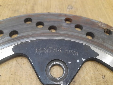 SUZUKI GSXR 750 TARCZA HAMULCOWA TYŁ TYLNA SUZUKI GSXR 750 TARCZA HAMULCOWA TYŁ TYLNA
