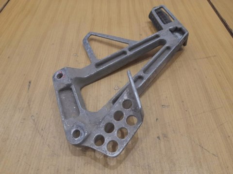 YAMAHA FZR 1000 SET PODNÓŻEK MOCOWANIE