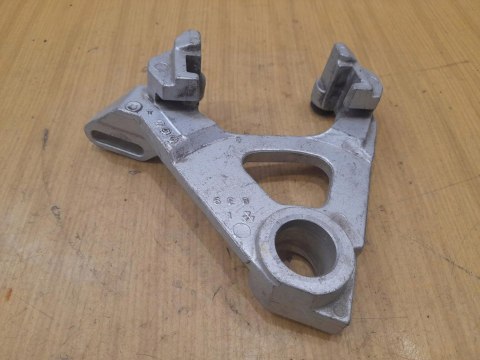 YAMAHA YZF R6 RJ03 JARZMO MOCOWANIE ZACISKU TYŁ YAMAHA YZF R6 RJ03 JARZMO MOCOWANIE ZACISKU TYŁ