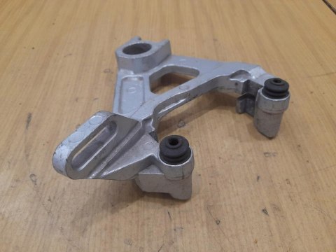 YAMAHA YZF R6 RJ03 JARZMO MOCOWANIE ZACISKU TYŁ YAMAHA YZF R6 RJ03 JARZMO MOCOWANIE ZACISKU TYŁ