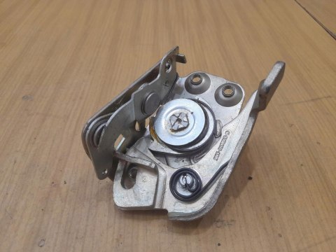 FIAT 125P ZAMEK DRZWI TYŁ LEWY PRAWY ORYGINAŁ KPL FIAT 125P ZAMEK DRZWI TYŁ LEWY PRAWY ORYGINAŁ KPL