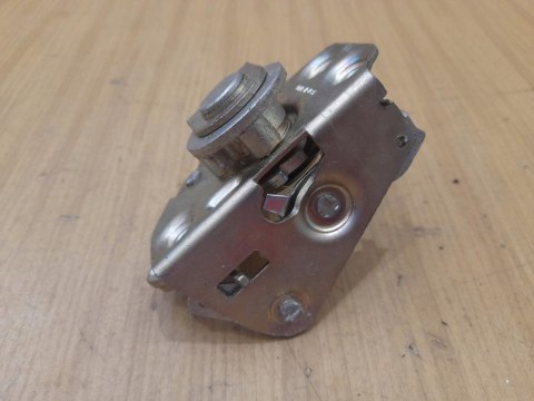 FIAT 125P ZAMEK DRZWI TYŁ LEWY PRAWY ORYGINAŁ KPL FIAT 125P ZAMEK DRZWI TYŁ LEWY PRAWY ORYGINAŁ KPL