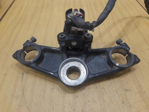 HONDA CBR 600 F1 PÓŁKA GÓRNA ZAWIESZENIA HONDA CBR 600 F1 PÓŁKA GÓRNA ZAWIESZENIA