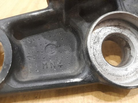 HONDA CBR 600 F1 PÓŁKA GÓRNA ZAWIESZENIA HONDA CBR 600 F1 PÓŁKA GÓRNA ZAWIESZENIA