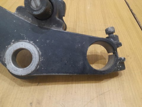 HONDA CBR 600 F1 PÓŁKA GÓRNA ZAWIESZENIA HONDA CBR 600 F1 PÓŁKA GÓRNA ZAWIESZENIA