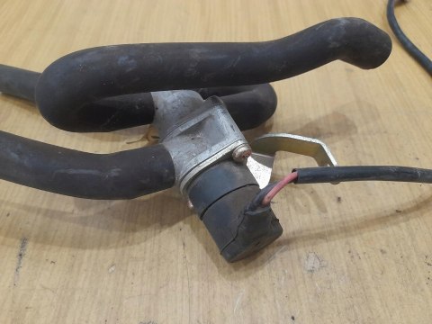 HONDA CBR 600 F4 ZAWÓR ODMA ZAWOREK HONDA CBR 600 F4 ZAWÓR ODMA ZAWOREK