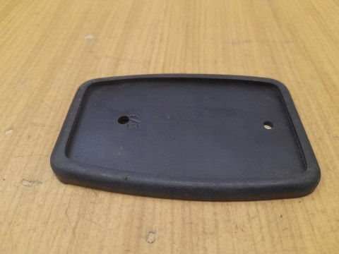 KOMAR SZTYWNIAK 232 WFM GUMA LAMPY TYŁ KOMAR SZTYWNIAK 232 WFM GUMA LAMPY TYŁ