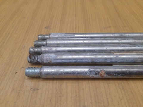 ROMET OGAR OŚ OŚKA ŚRUBA WAHACZA