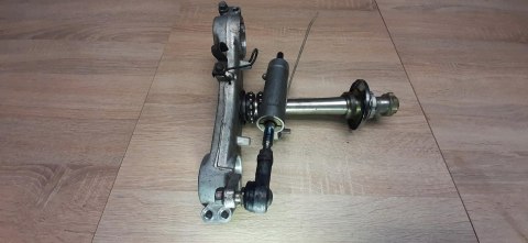 SUZUKI GSXR 1300 HAYABUSA PÓŁKA DOLNA SZTYCA SUZUKI GSXR 1300 HAYABUSA PÓŁKA DOLNA SZTYCA