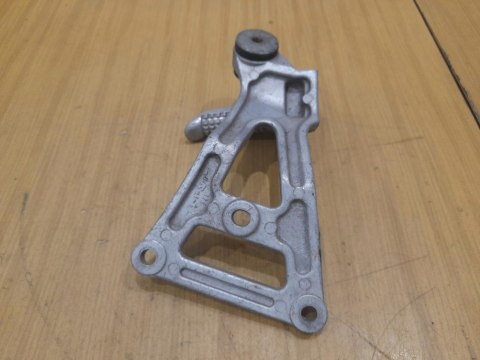 SUZUKI GSXR 750 W SET PODNÓŻEK MOCOWANIE SUZUKI GSXR 750 W SET PODNÓŻEK MOCOWANIE