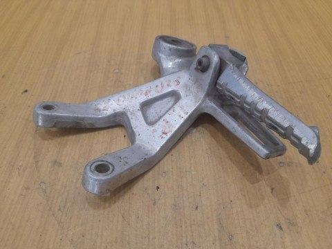 YAMAHA FZR 1000 SET PODNÓŻEK MOCOWANIE YAMAHA FZR 1000 SET PODNÓŻEK MOCOWANIE