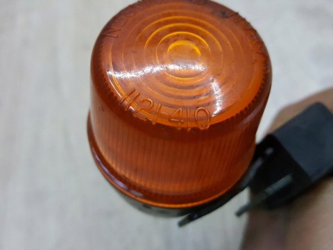 YAMAHA TW 200 225 KIERUNKOWSKAZ KIERUNEK 1121-410 YAMAHA TW 200 225 KIERUNKOWSKAZ KIERUNEK 1121-410