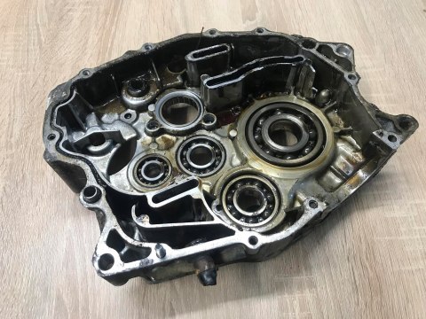 YAMAHA YFM 225 MOTO 4 KARTER OBUDOWA SILNIKA BLOK YAMAHA YFM 225 MOTO 4 KARTER OBUDOWA SILNIKA BLOK