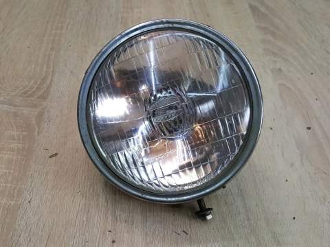 KAWASAKI KE 125 LAPA REFLEKTOR PRZÓD KAWASAKI KE 125 LAPA REFLEKTOR PRZÓD