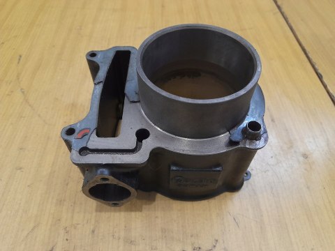 KYMCO KXR MXU 250 CYLINDER TŁOK KPL KYMCO KXR MXU 250 CYLINDER TŁOK KPL
