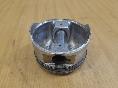 KYMCO KXR MXU 250 CYLINDER TŁOK KPL KYMCO KXR MXU 250 CYLINDER TŁOK KPL